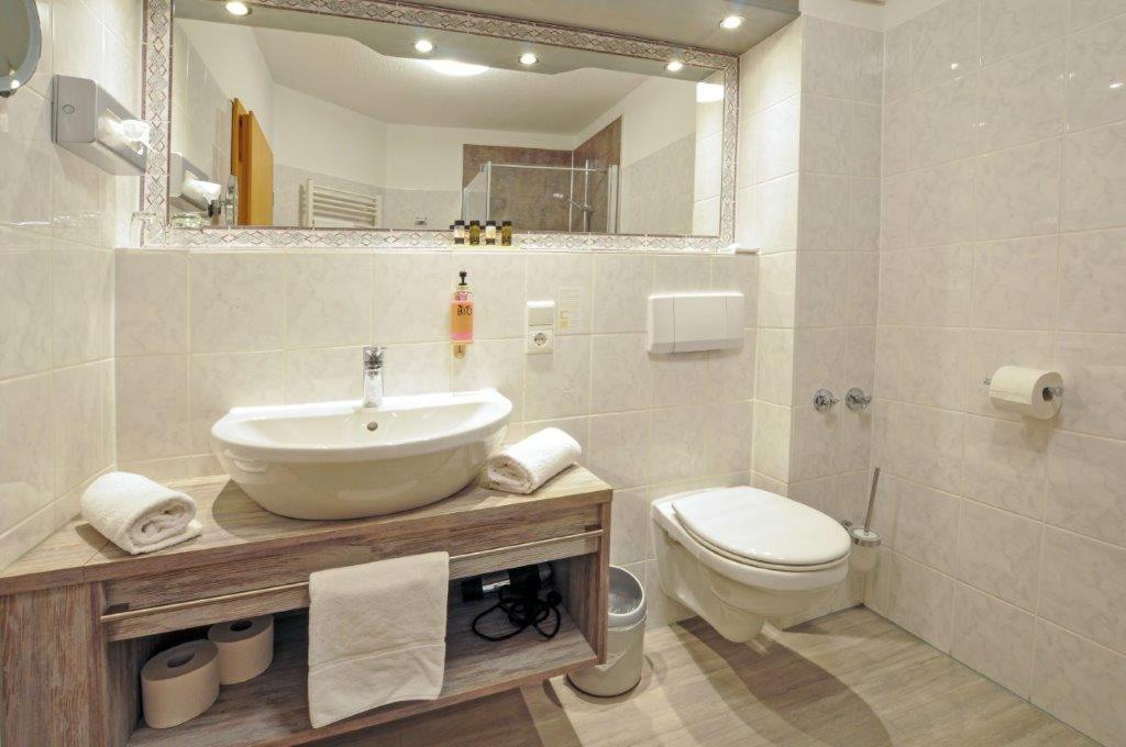 Hotel Grasberger Hof Gmbh Экстерьер фото